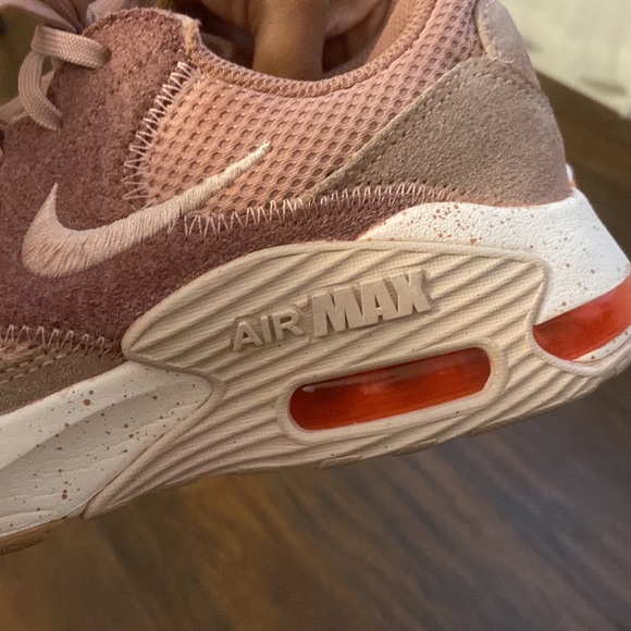 Pink Nike AirMax - Picture 7 of 7